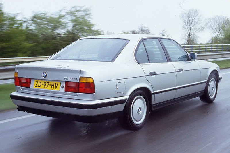 BMW 5 series 530i 1988 photo - 8