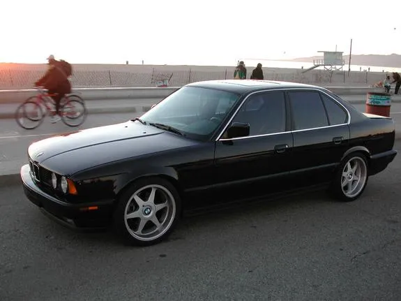 BMW 5 series 530i 1991 photo - 10