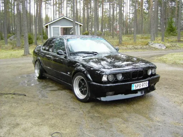 BMW 5 series 530i 1991 photo - 12