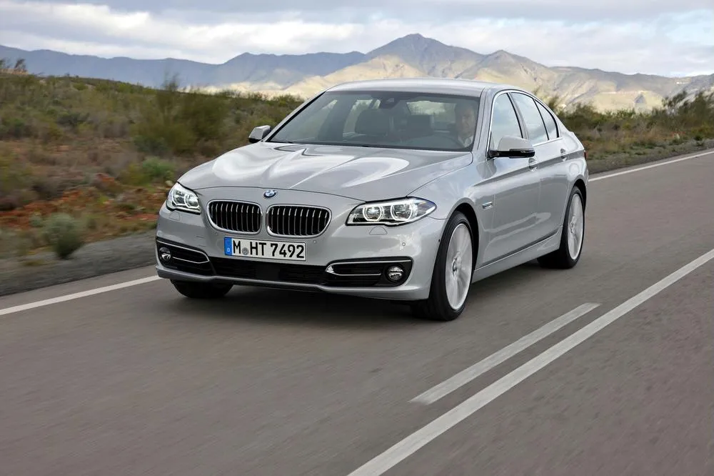 BMW 5 series 535d 2014 photo - 9