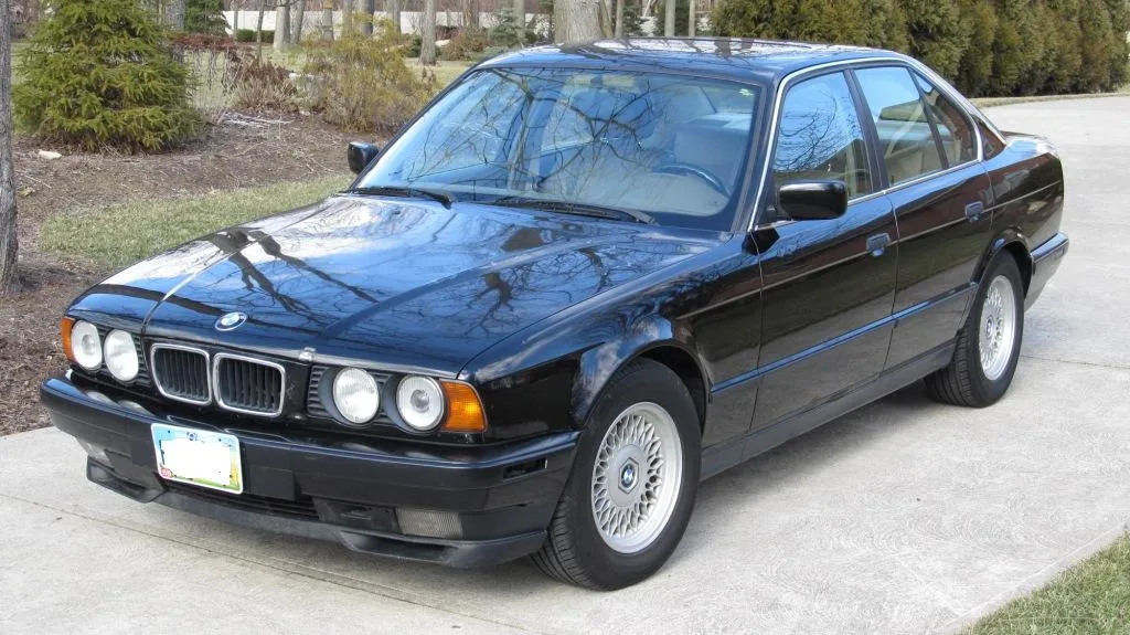BMW 5 series 540i 1994 photo - 12