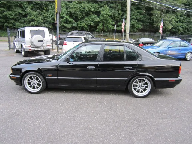 BMW 5 series 540i 1995 photo - 11