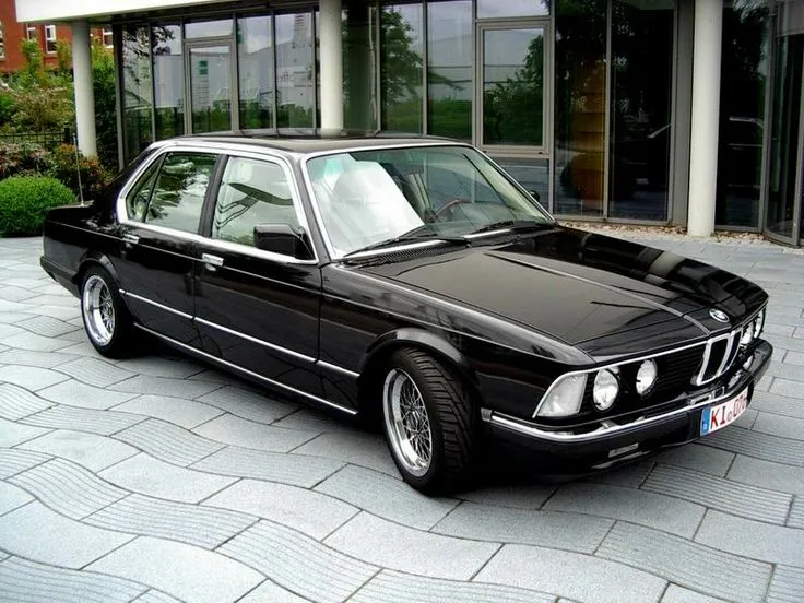 BMW 5 series M535i 1977 photo - 5