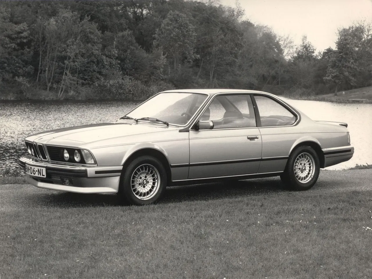 BMW 6 series 635CSi 1987 photo - 8