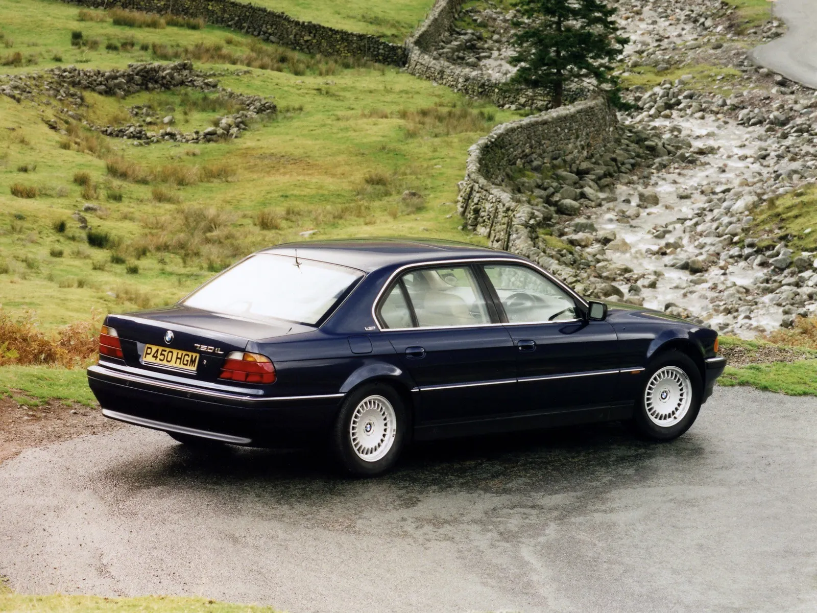 BMW 7 series 728i 1995 photo - 3