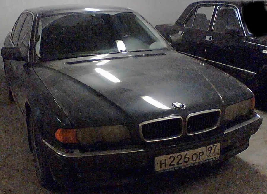 BMW 7 series 728iL 1999 photo - 3