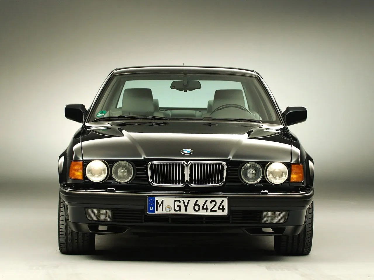 BMW 7 series 730i 1986 photo - 5
