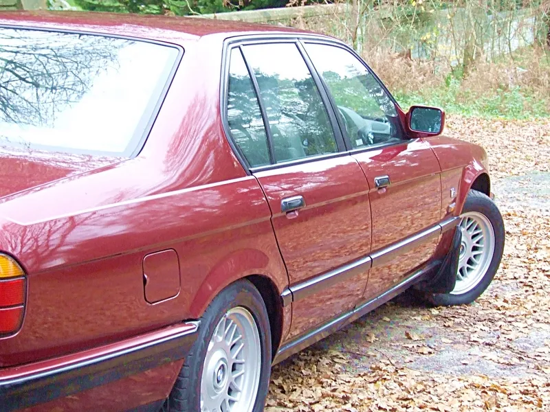 BMW 7 series 730i 1993 photo - 5