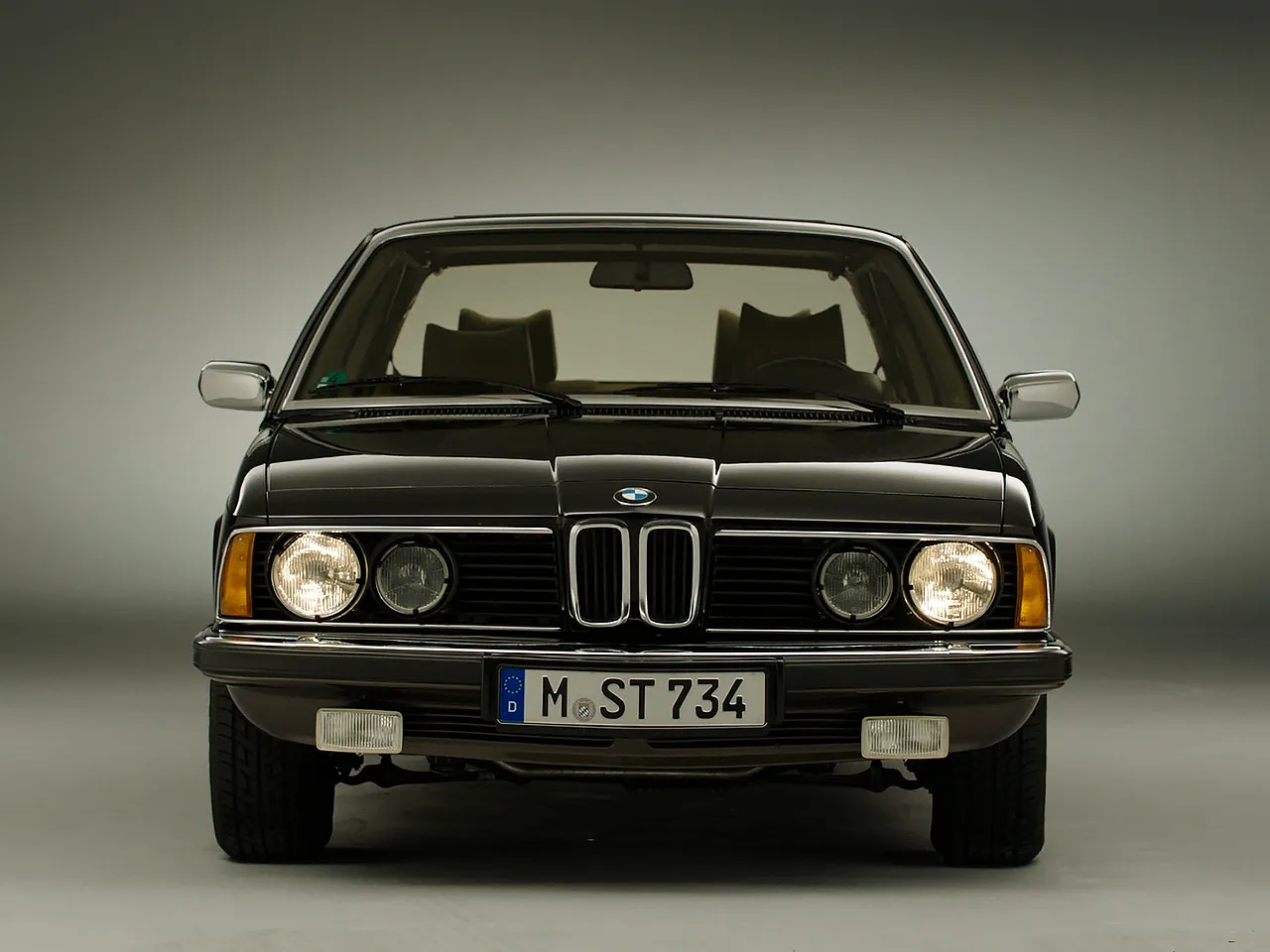 BMW 7 series 733i 1977 photo - 11