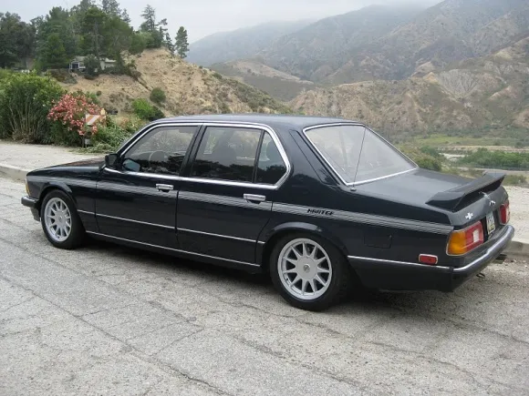 BMW 7 series 735i 1984 photo - 2