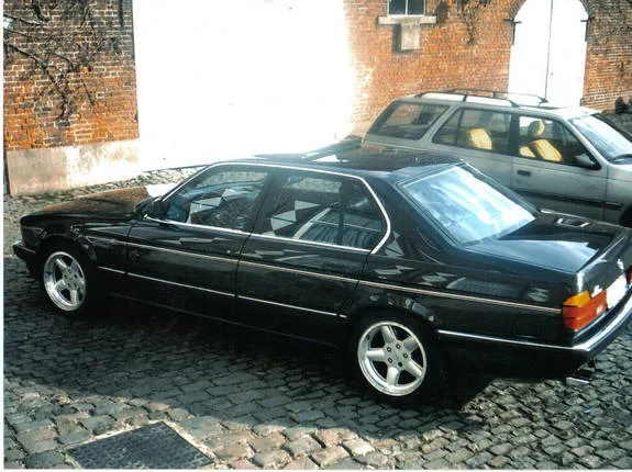 BMW 7 series 735i 1993 photo - 2