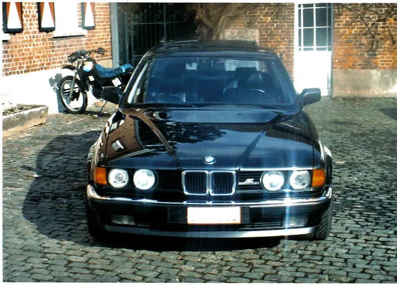 BMW 7 series 735i 1993 photo - 3