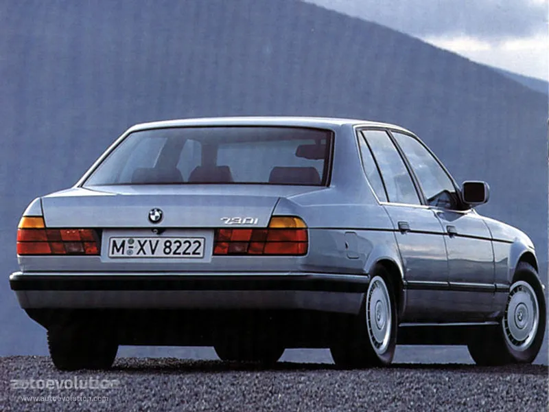 BMW 7 series 740iL 1986 photo - 4