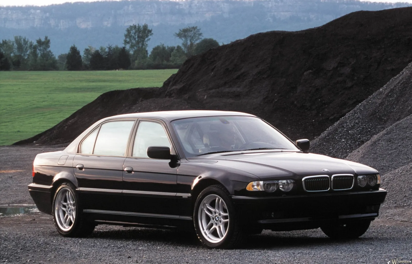BMW 7 series 750i 1999 photo - 4