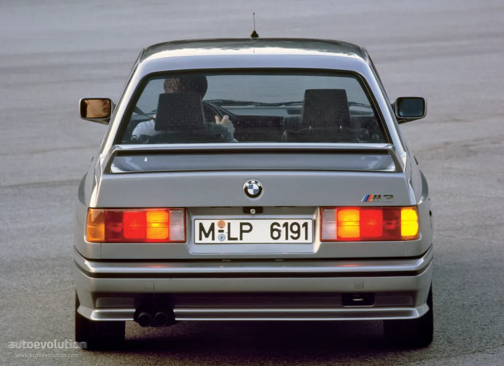 BMW M3 2.3 1986 photo - 12