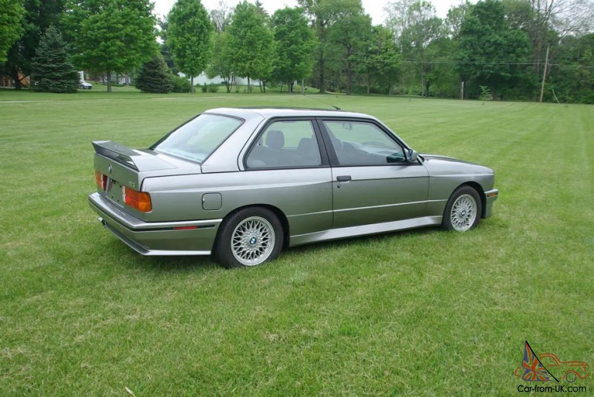 BMW M3 2.3 1989 photo - 12