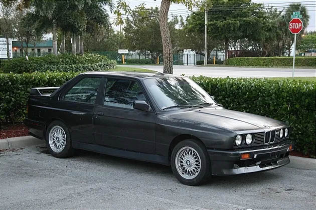 BMW M3 2.3 1990 photo - 4