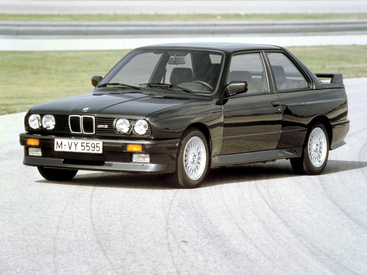 BMW M3 2.5 1987 photo - 6