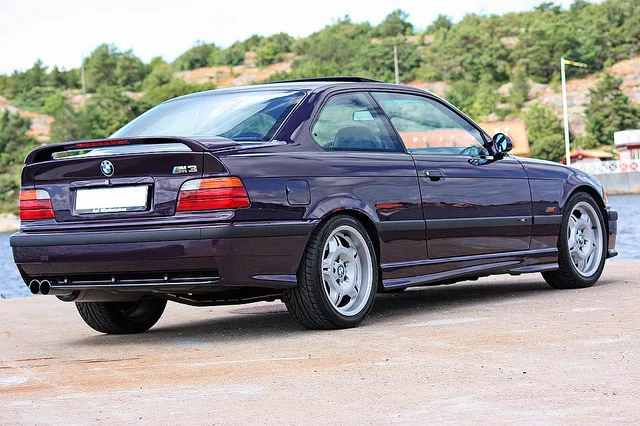 BMW M3 3.0 1994 photo - 4