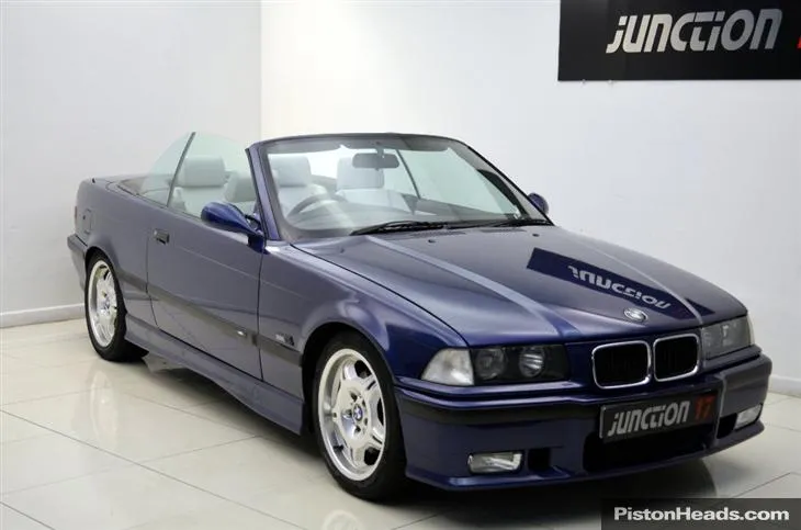 BMW M3 3.0 1995 photo - 8
