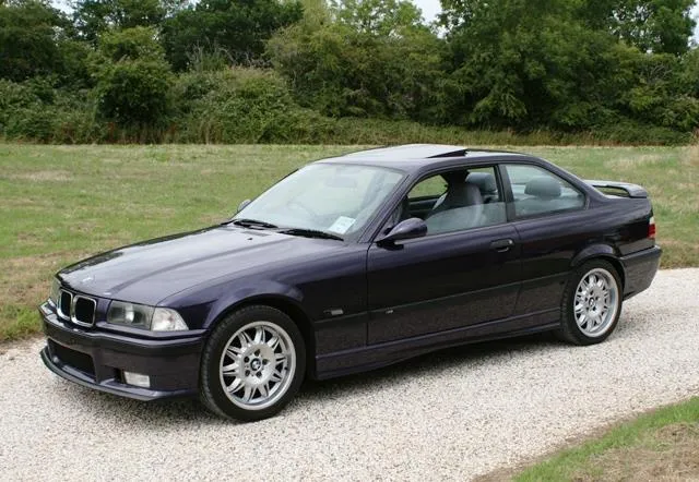 BMW M3 3.0 1996 photo - 9