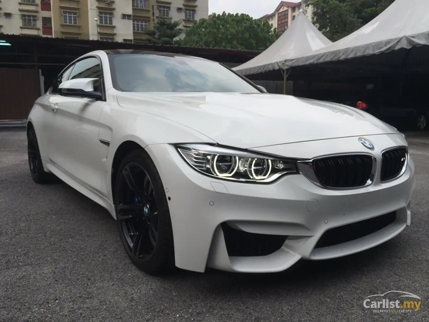 BMW M4 3.0 2014 photo - 3