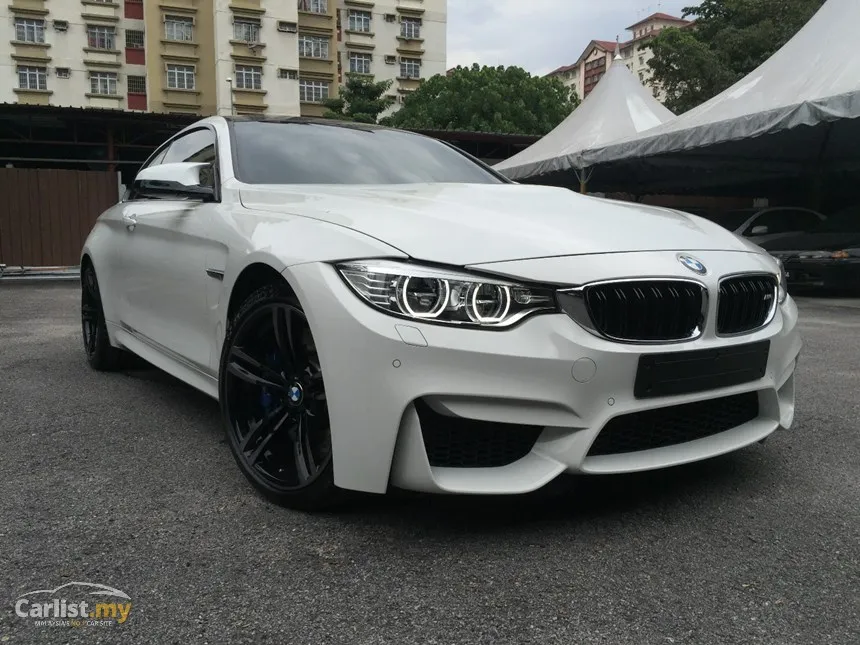 BMW M4 3.0 2014 photo - 7