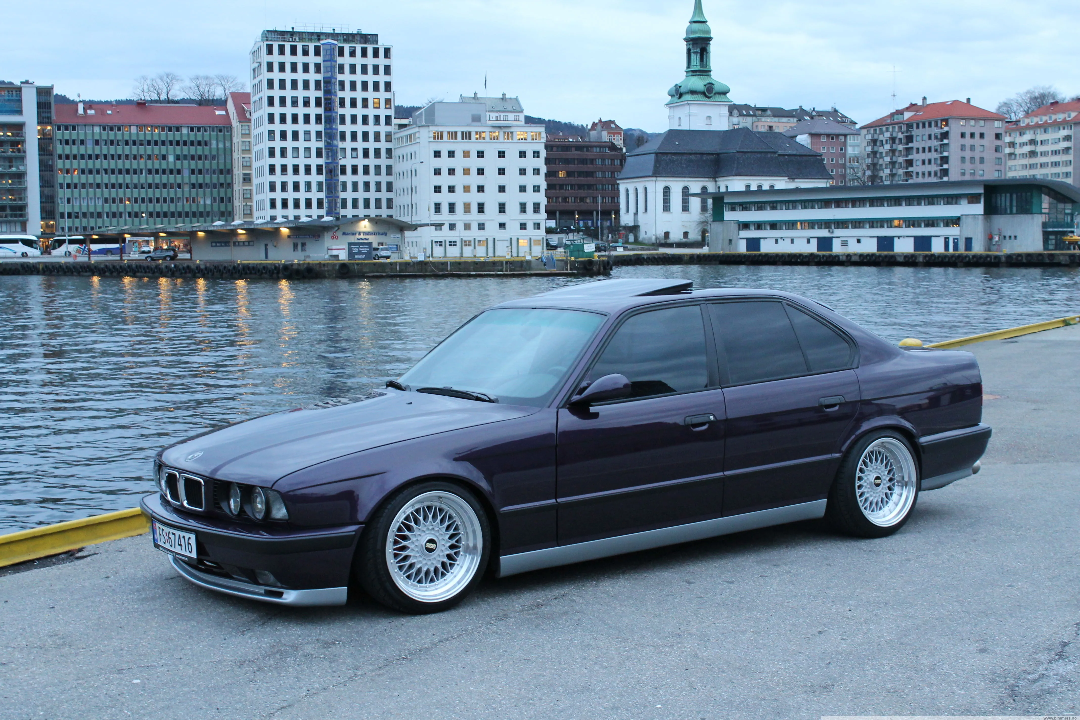 BMW M5 3.8 1990 photo - 5