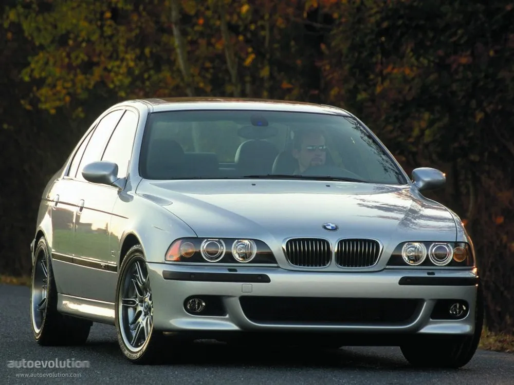 BMW M5 4.9 1999 photo - 12
