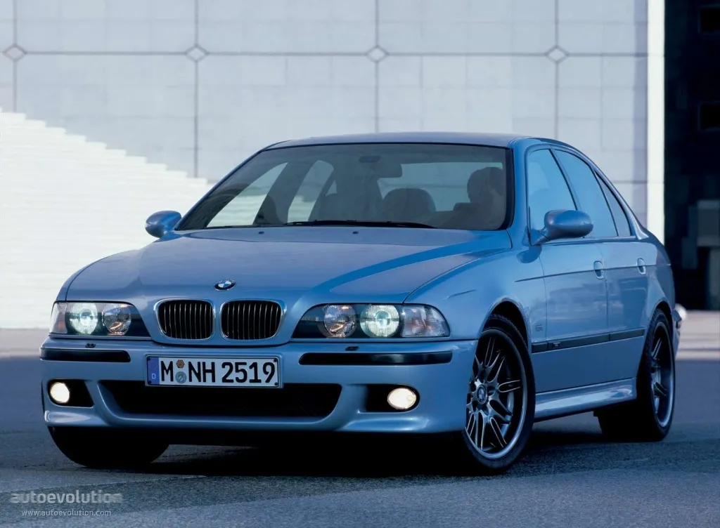 BMW M5 4.9 1999 photo - 4