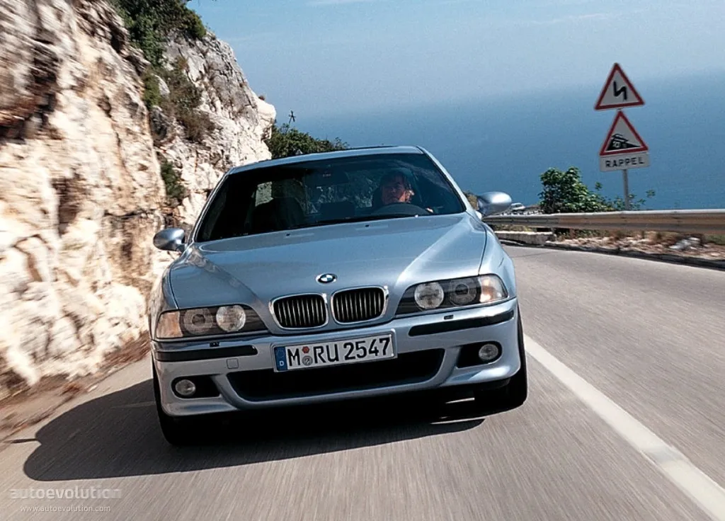 BMW M5 4.9 1999 photo - 6