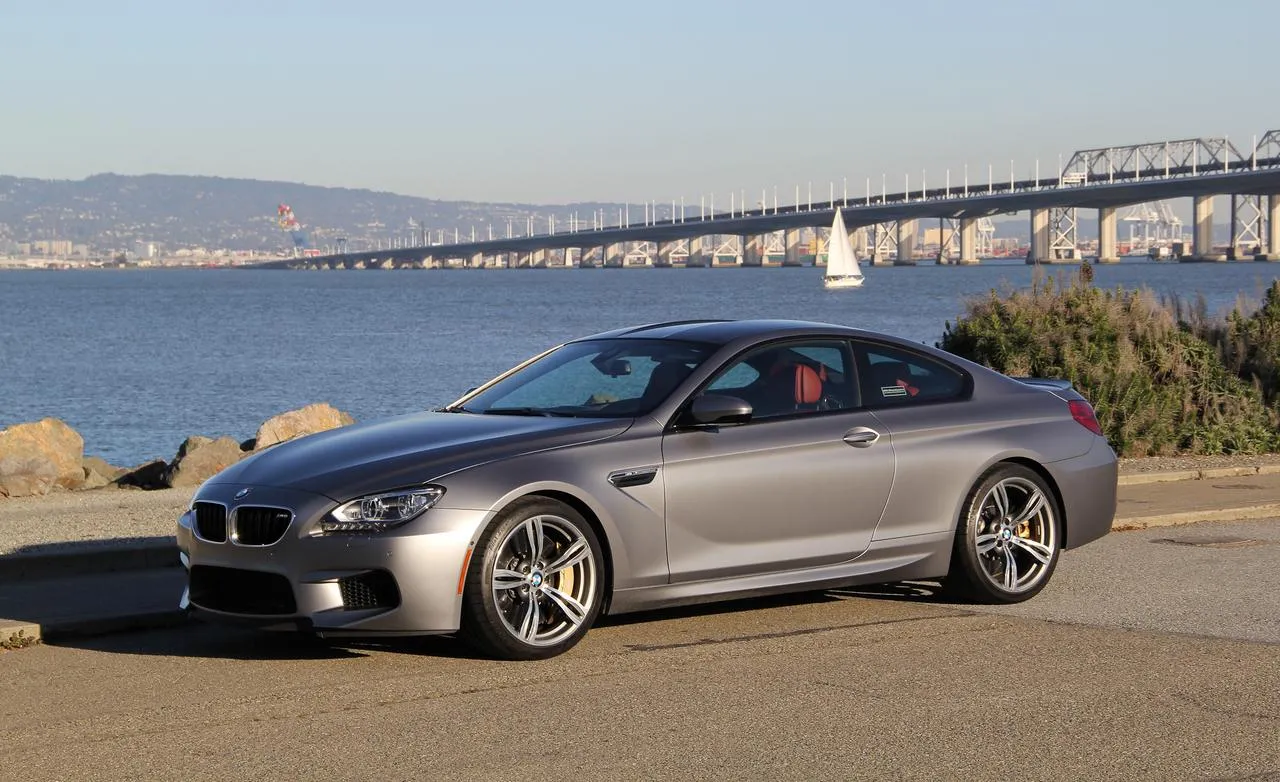 BMW M6 4.4 2013 photo - 6