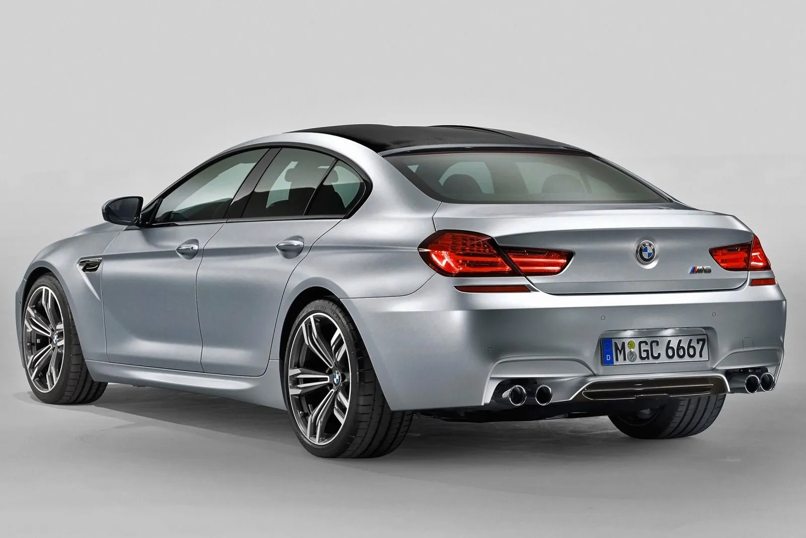 BMW M6 4.4 2014 photo - 11