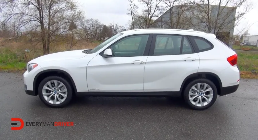 BMW X1 xDrive28i 2014 photo - 3