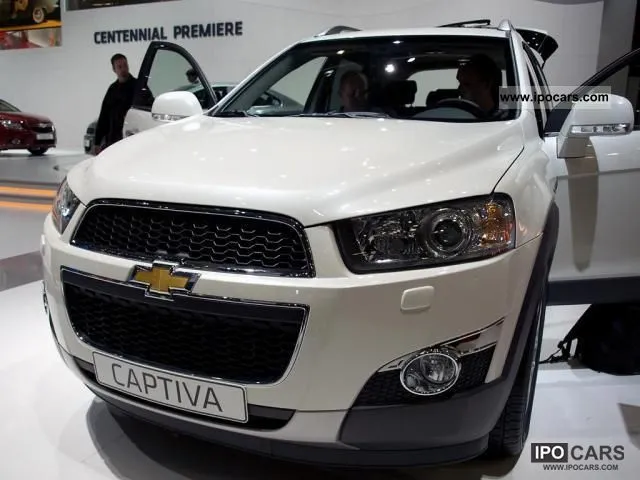 Chevrolet Captiva 2.2 2011 photo - 11