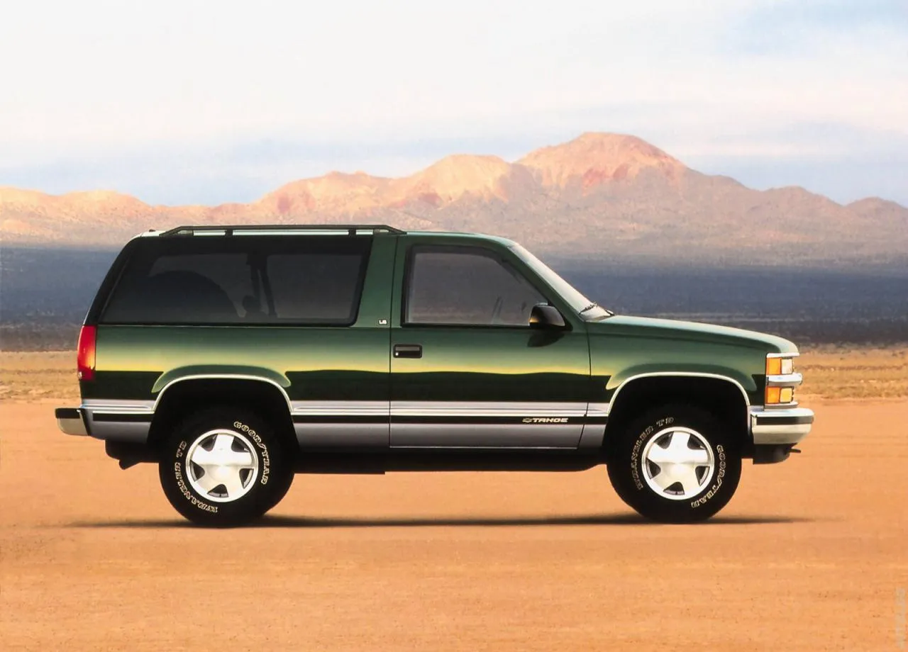 Chevrolet Tahoe 5.3 2000 photo - 9