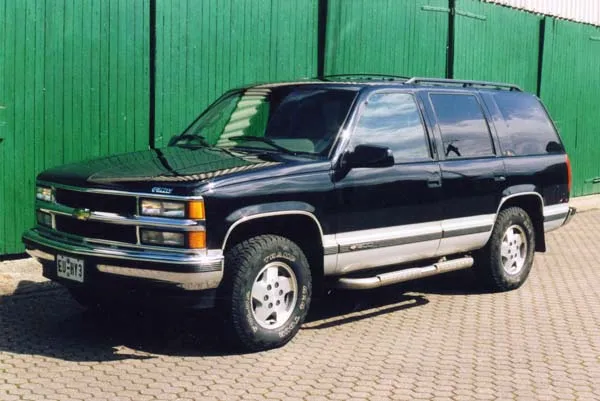 Chevrolet Tahoe 5.7 1995 photo - 1