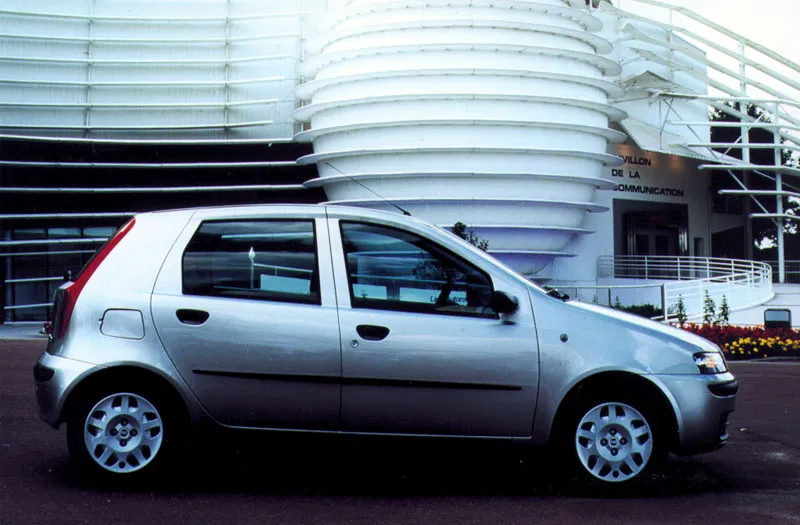 Fiat Punto 1.2 1999 photo - 5