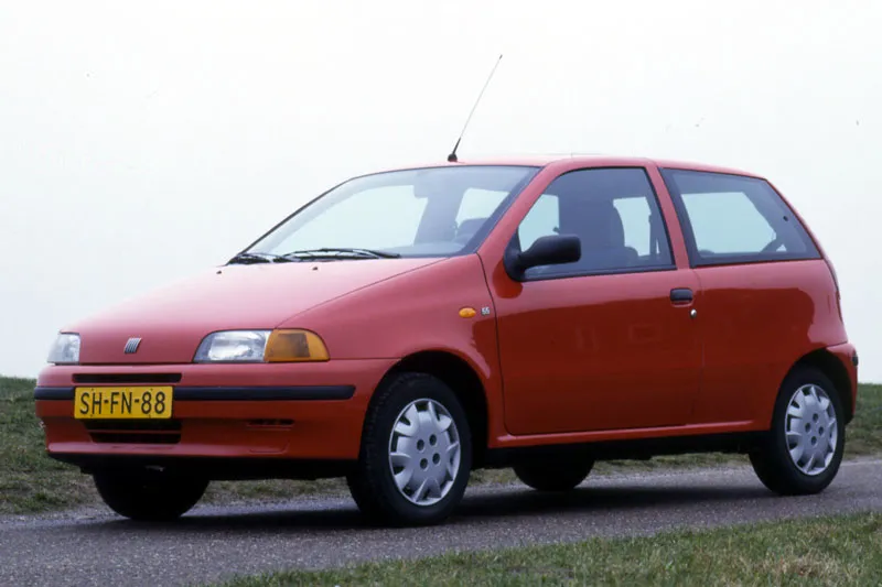 Fiat Punto 1.7 1996 photo - 3