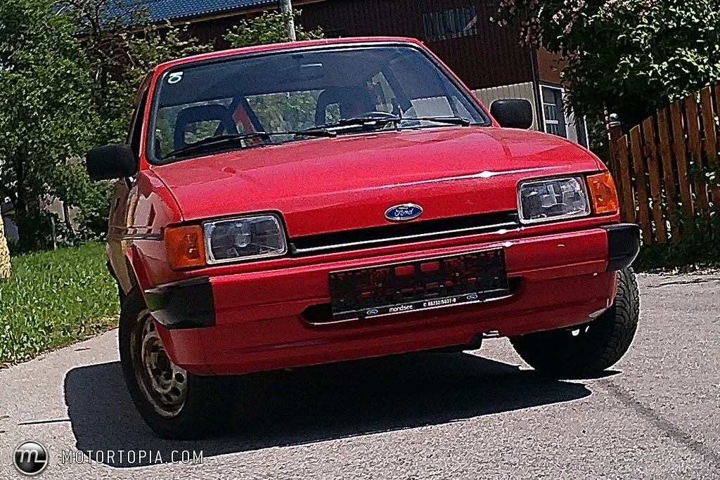 Ford Fiesta 1.1 1985 photo - 8