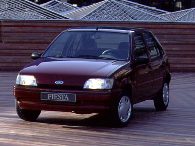 Ford Fiesta 1.1i 1993 photo - 12