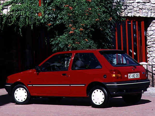Ford Fiesta 1.1i 1995 photo - 10