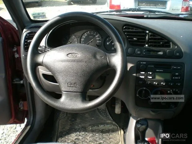 Ford Fiesta 1.3 1999 photo - 7
