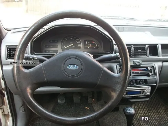 Ford Fiesta 1.3i 1990 photo - 2