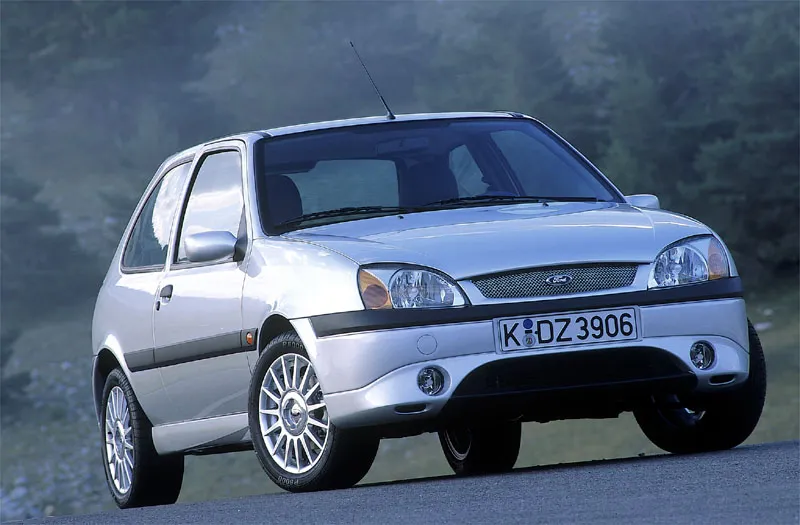 Ford Fiesta 1.6 2000 photo - 7