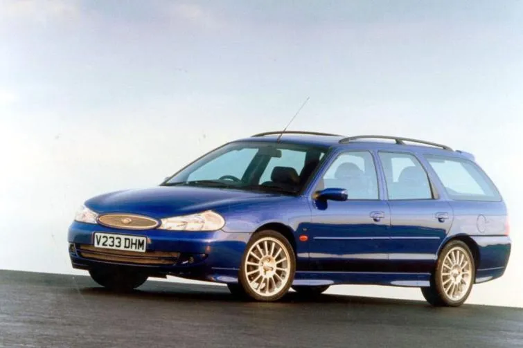 Ford Mondeo 1.6 2000 photo - 5