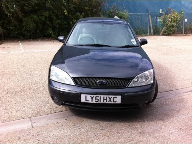 Ford Mondeo 1.8 2002 photo - 3