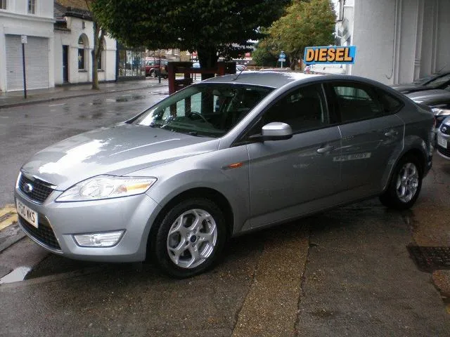 Ford Mondeo 1.8 2010 photo - 10