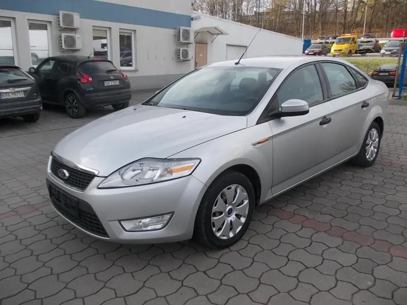Ford Mondeo 1.8 2010 photo - 8