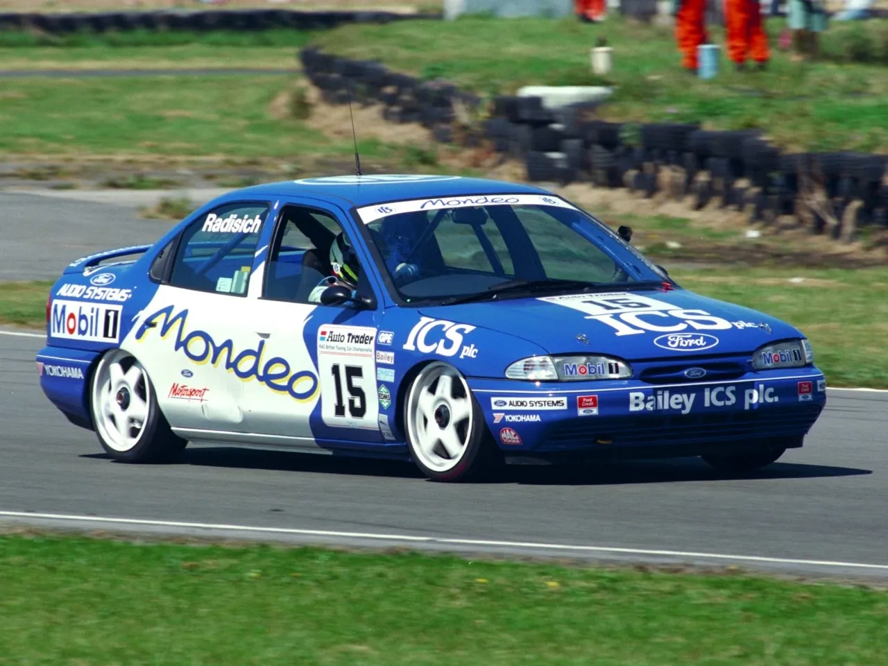 Ford Mondeo 2.0 1993 photo - 2